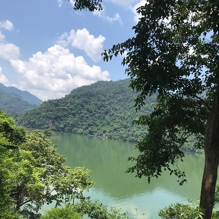 Hoang Quan Homestay Ba Be Exteriör bild