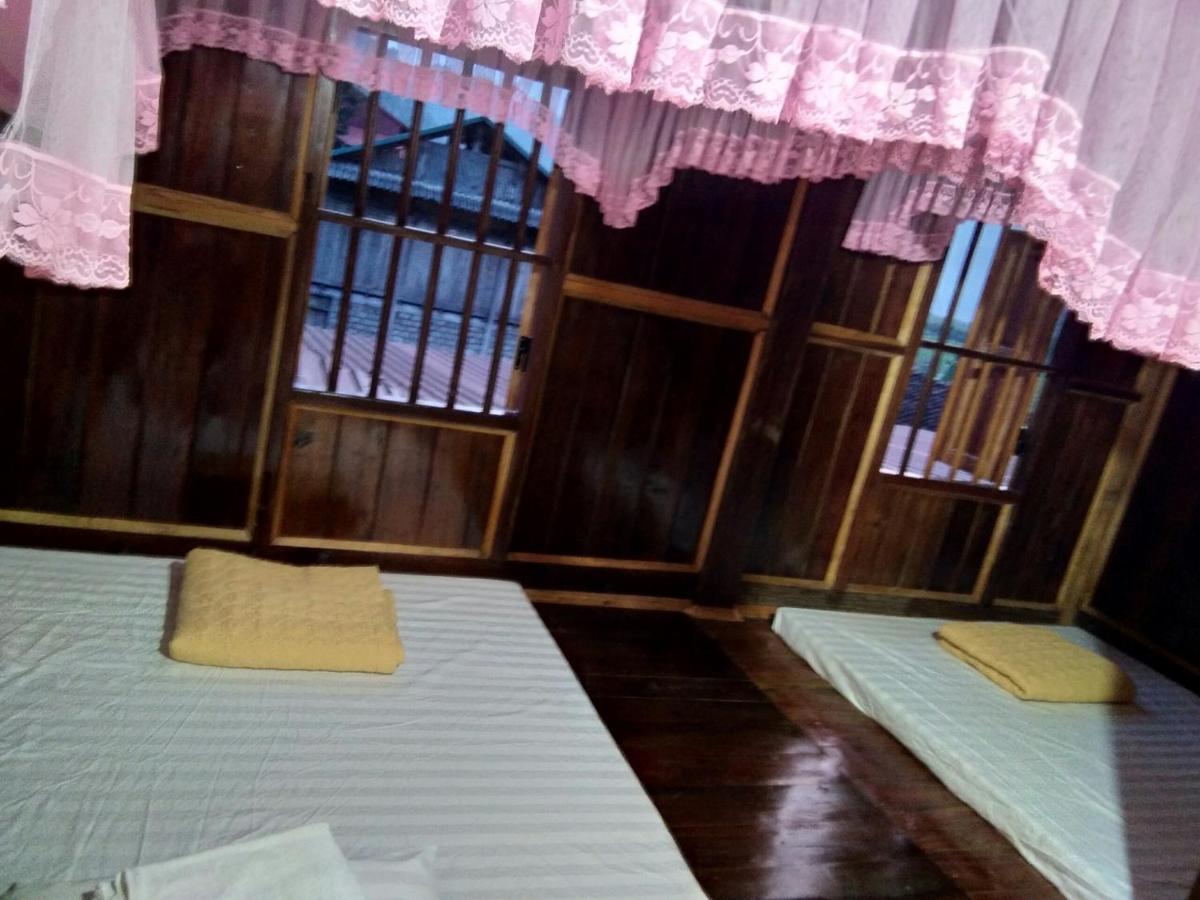 Hoang Quan Homestay Ba Be Exteriör bild