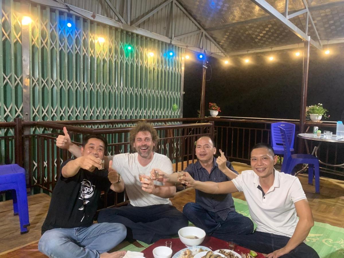 Hoang Quan Homestay Ba Be Exteriör bild